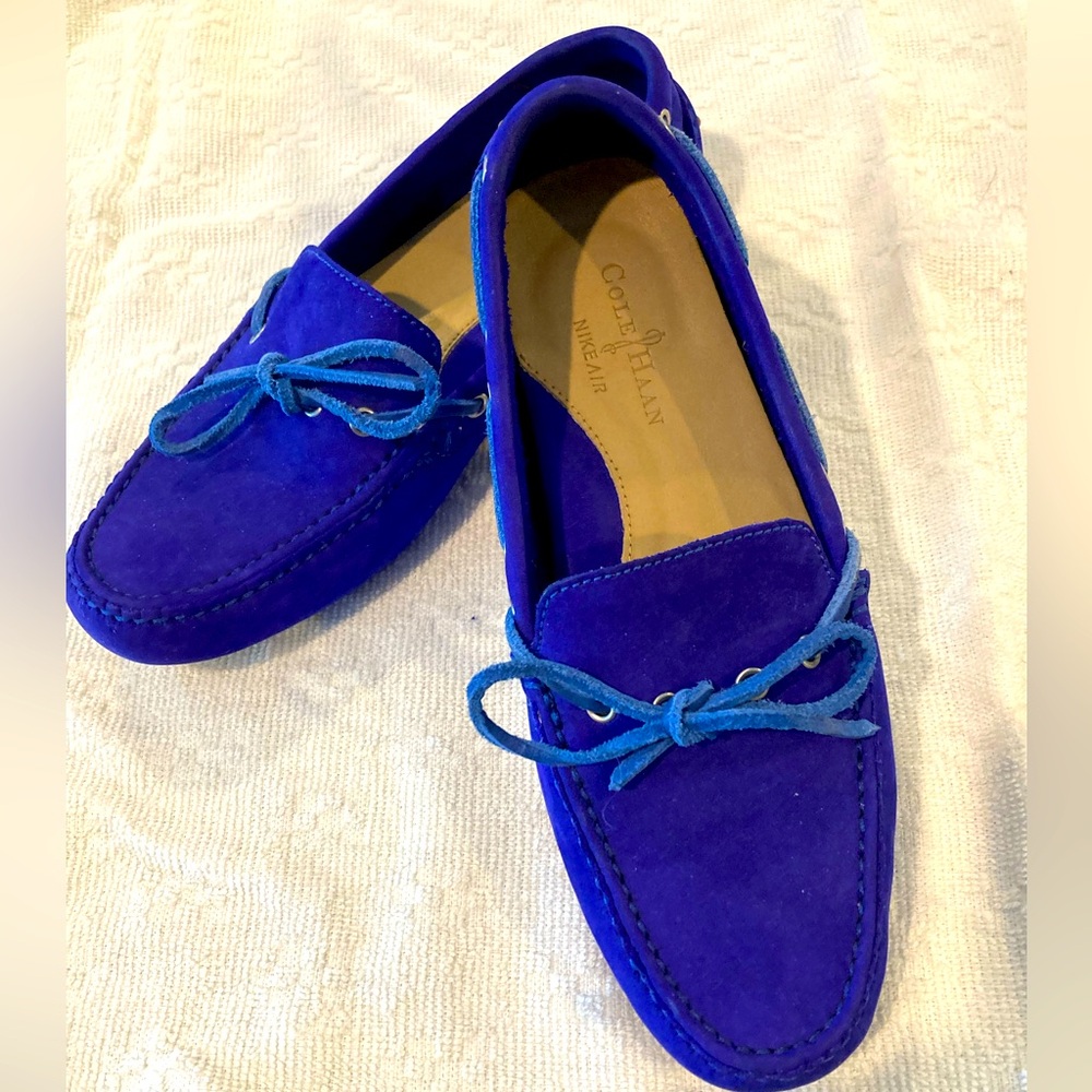 Cobalt Cole Haan Grant drivers. Ladies 6. NWOT. These run a bit narrow.